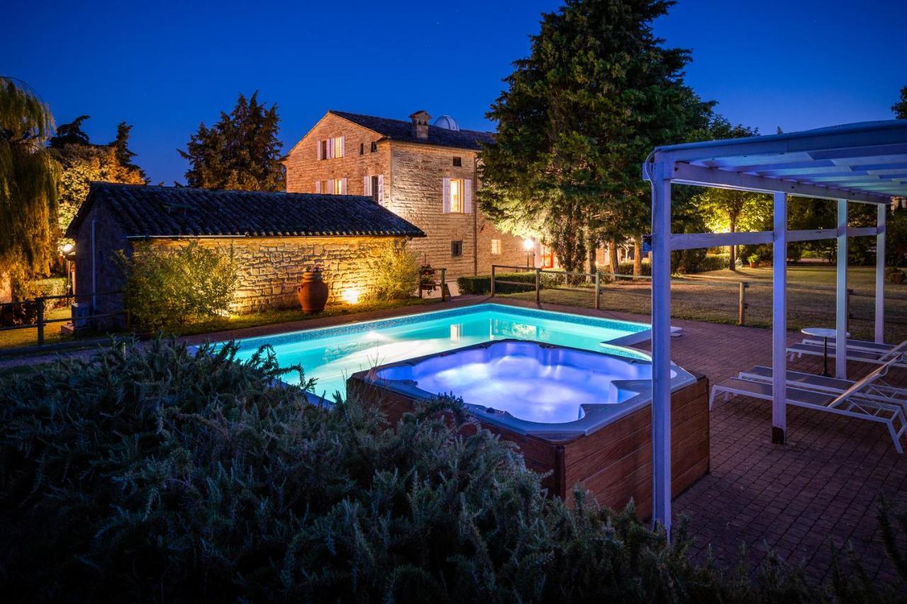 Residenza La Canonica Novilara エクステリア 写真